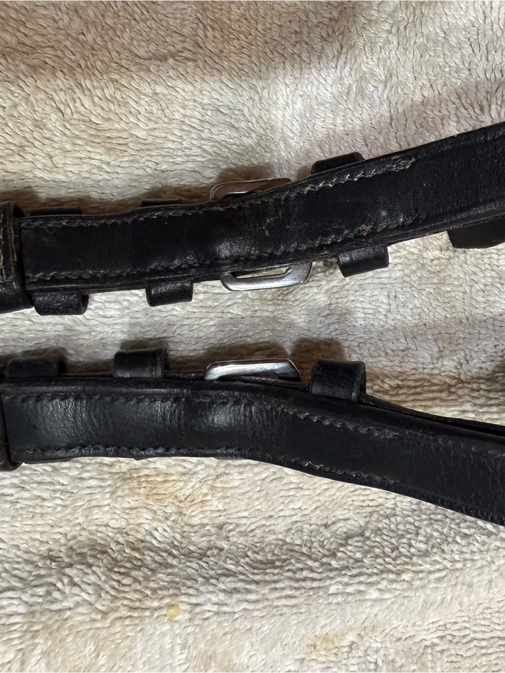 Equestrian English bridle cheek pieces Black leather pair Straps NEW - Unbranded